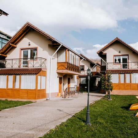 Hotel,Villas & Events Bran Bran (Brasov) Extérieur photo