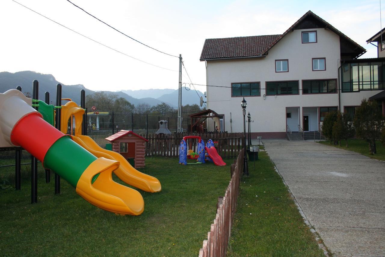 Hotel,Villas & Events Bran Bran (Brasov) Extérieur photo